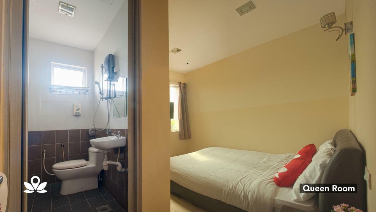 Zen Rooms Golden Star Куантан Екстер'єр фото